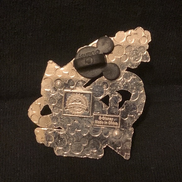 I Conquered Rock N Roller Coaster Aerosmith pin - Picture 2 of 4